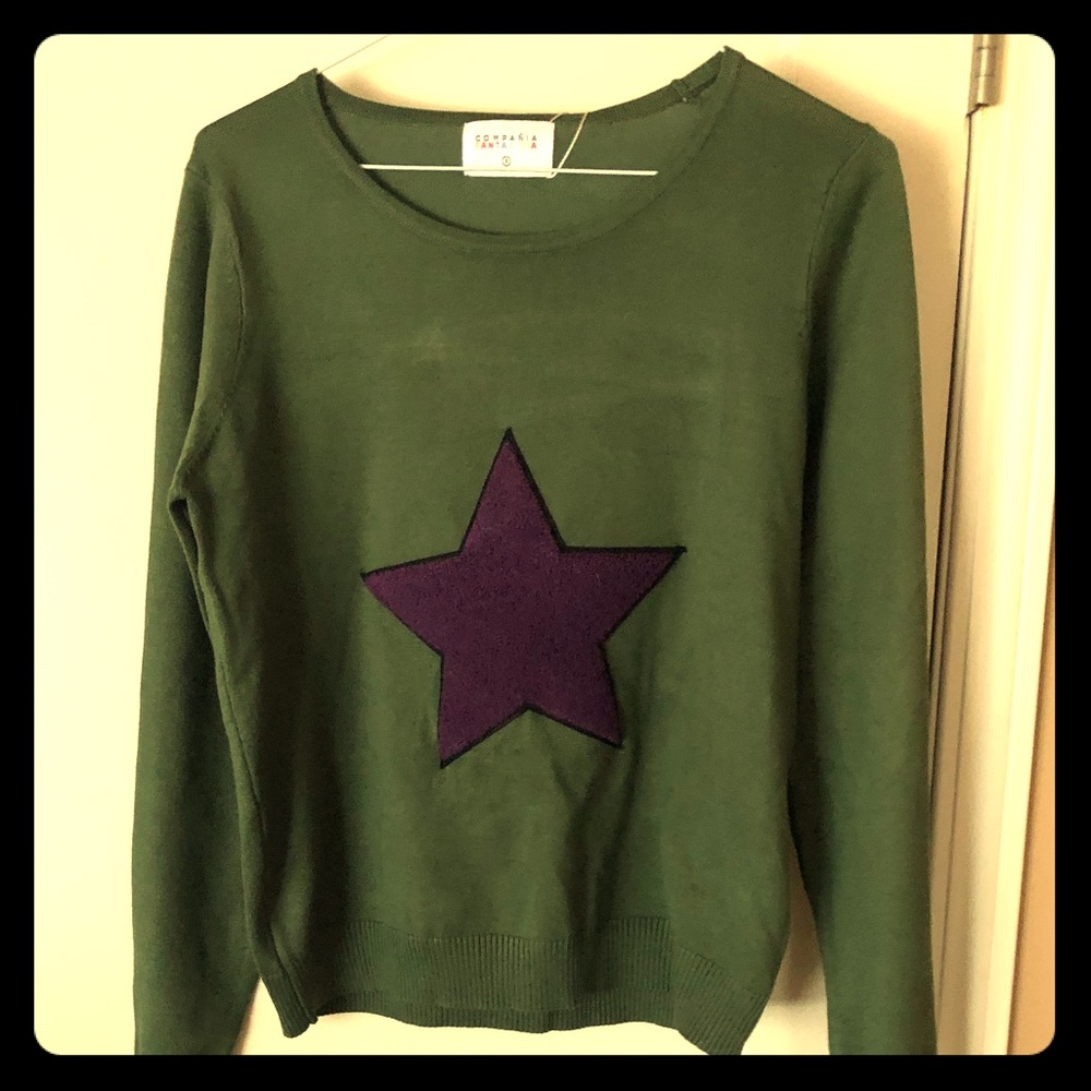 Fantastic green sweater